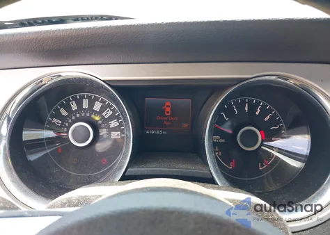 2014 Ford Mustang z USA, uszkodzony, nr VIN 1ZVBP8AM0E5264508